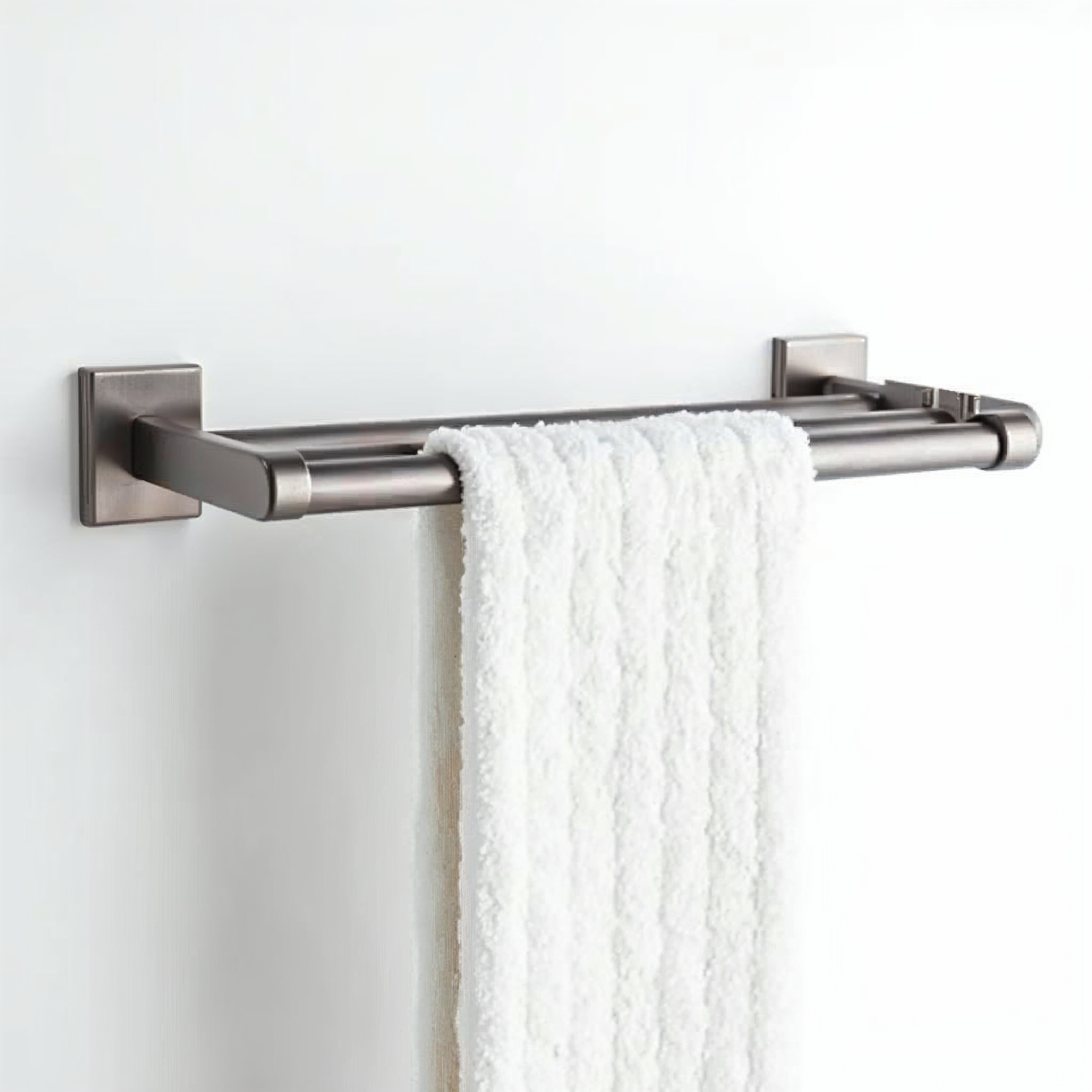 حامل المناشف الحائطي